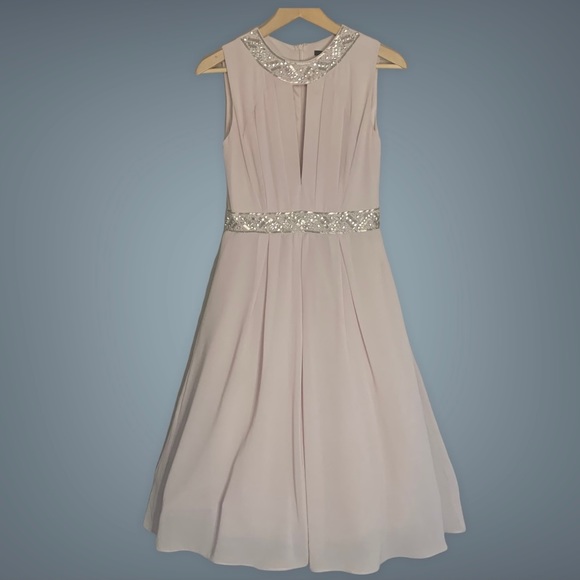 TFNC London | Roselle Midi fit & flare dress - Picture 3 of 4